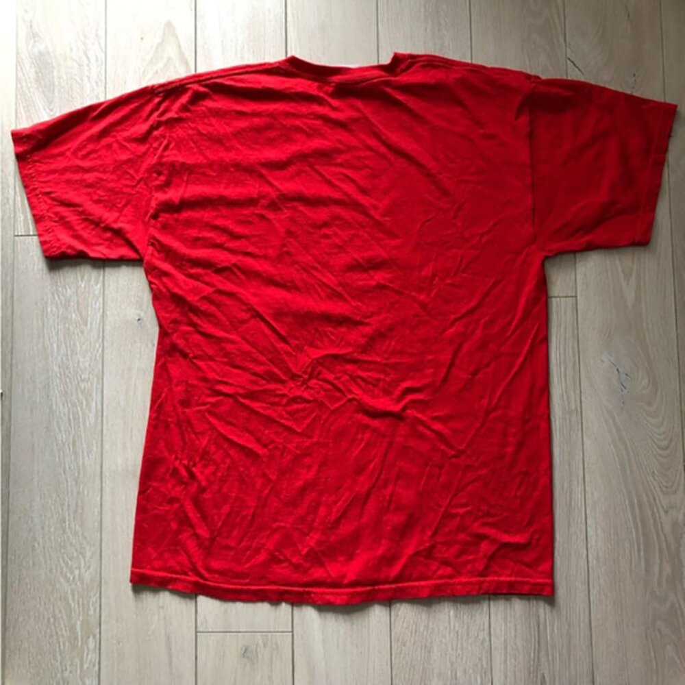 Budweiser Gildan Red T-Shirt - Picture 2 of 7